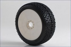 AKA 1:8 I-Beam Buggy super soft nalepené na žlutém